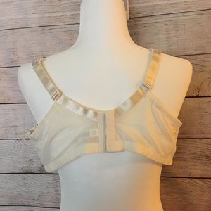 Cacique Intimates & Sleepwear - Cacique Full Coverage Bra Cacique Intimates & Sleepwear - Cacique Full Coverage Bra